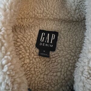 Sherpa Jean Jacket, worn twice max